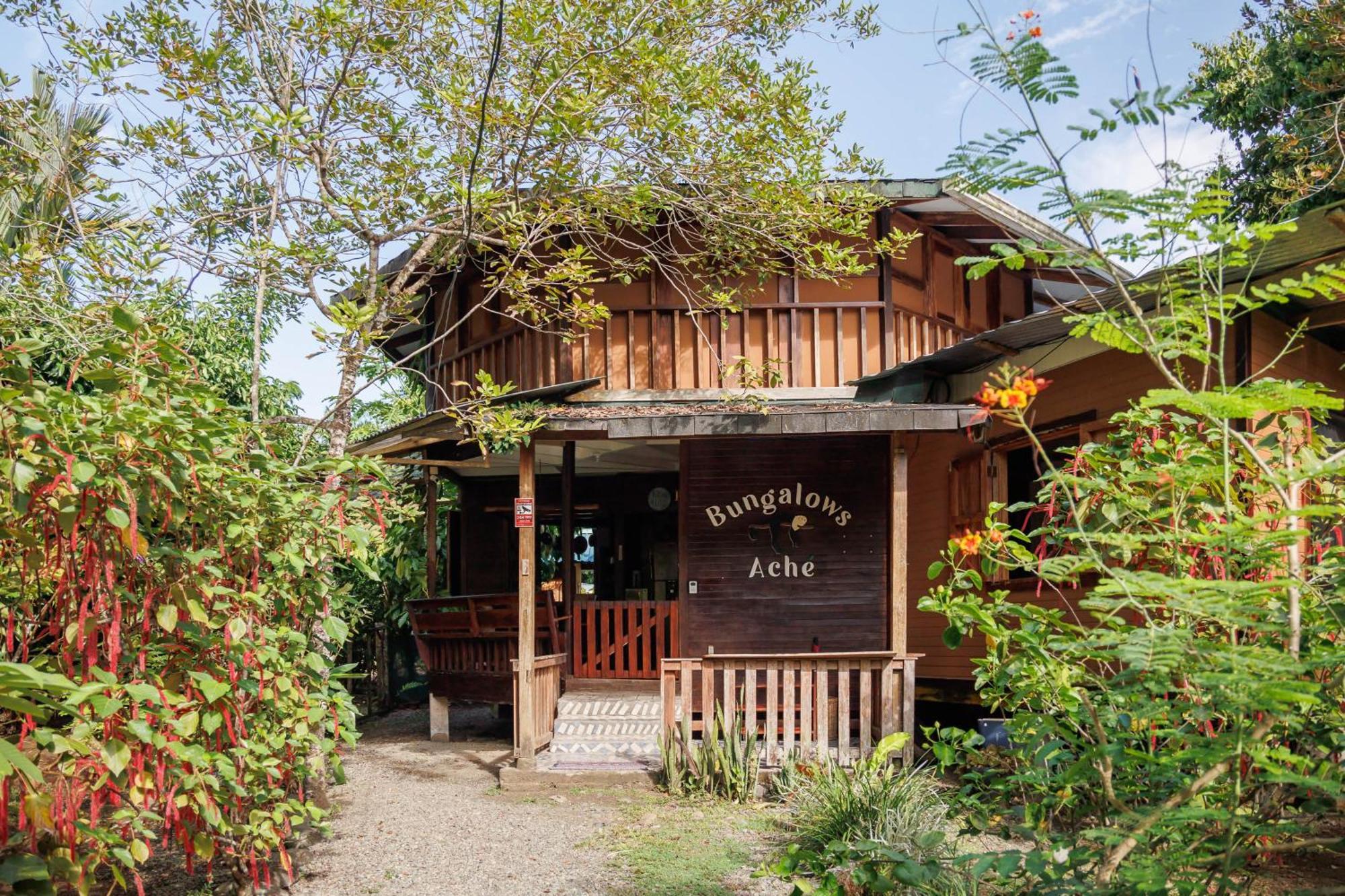 Bungalows Aché Cahuita Exterior foto